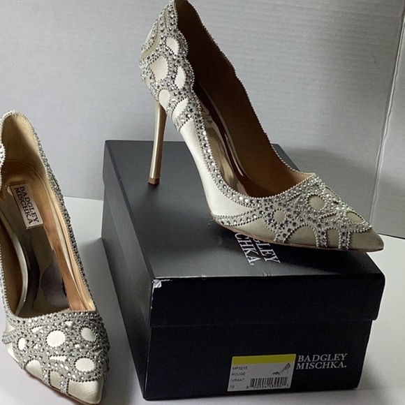 Badgley Mischka Brand
Rouge Embellished Evening Shoe - Picture 9 of 11
